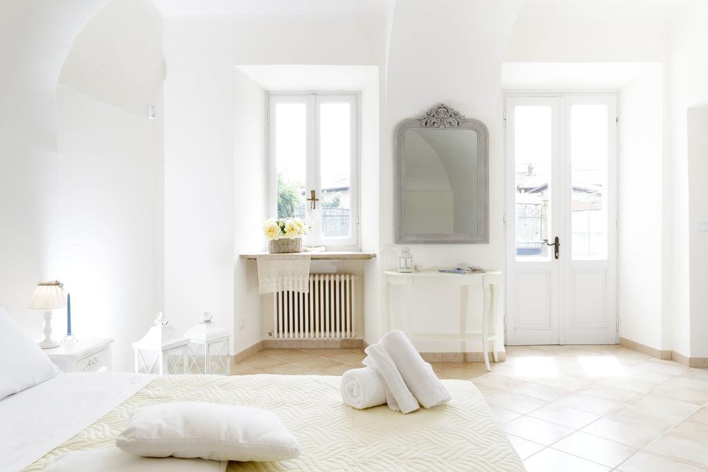 Rose Suite Apartments Roppolo Extérieur photo